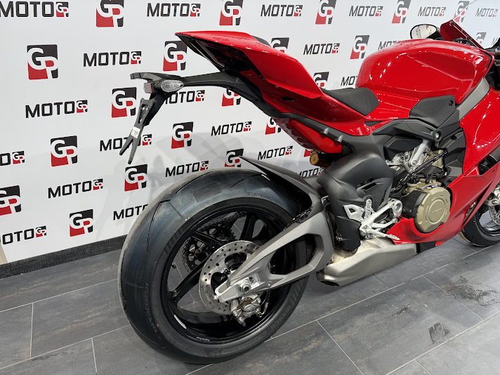 Ducati Panigale V4S 2025