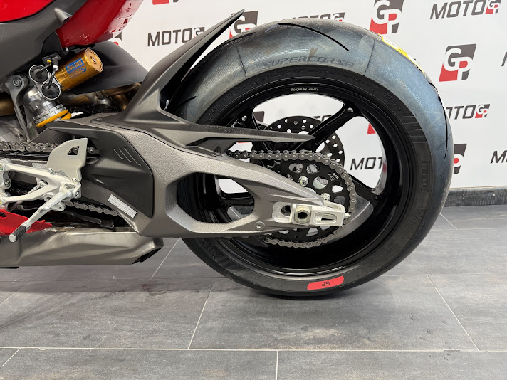 Ducati Panigale V4S 2025